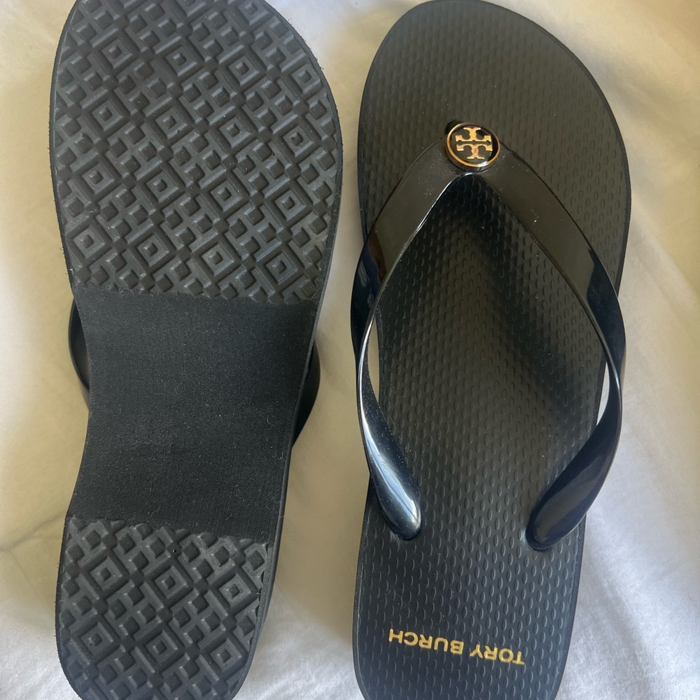 Tory Burch Black Sandals with Gold Logo - Picture 2 of 3